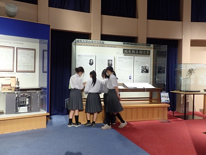 いのちの博物館に矢口中学校が来館