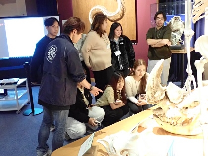Walailak　University(タイ)の皆さんがいのちの博物館に来館