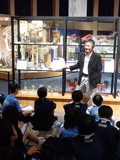 清新中の生徒さんがいのちの博物館に来館