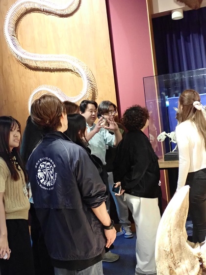 Walailak　University(タイ)の皆さんがいのちの博物館に来館