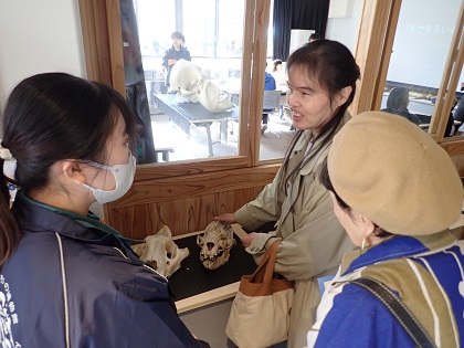 大阪・天王寺動物園イベント「手で見るいのち」