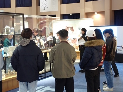 動物応用科学科2年次がいのちの博物館で授業